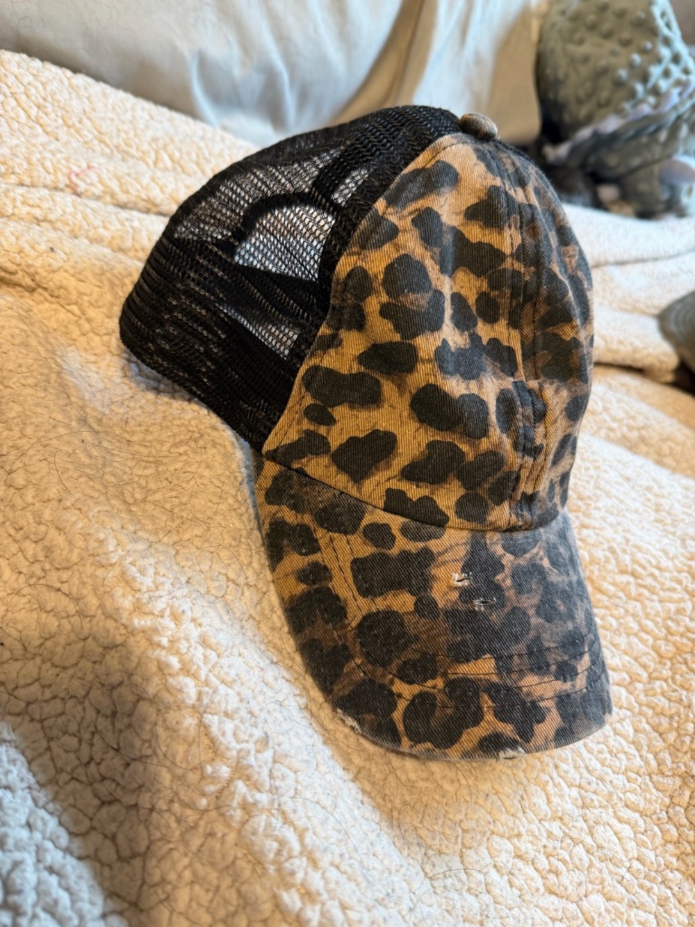 Leopard Print  Hat - Black Mesh